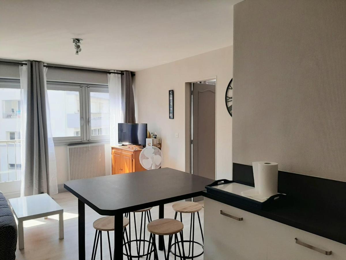 Appartement Confortable En Plein Centre De Saint-Jean-De-Luz, A Deux Pas De La Plage Et Des Commerces - Fr-1-239-586 Luaran gambar